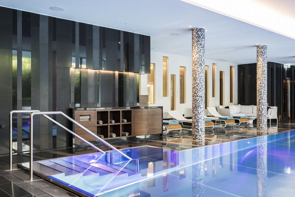 로열 사보이 호텔&스파 로잔 외부 사진 The spa at the InterContinental