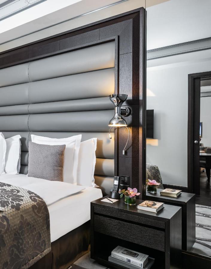 로열 사보이 호텔&스파 로잔 외부 사진 Deluxe room