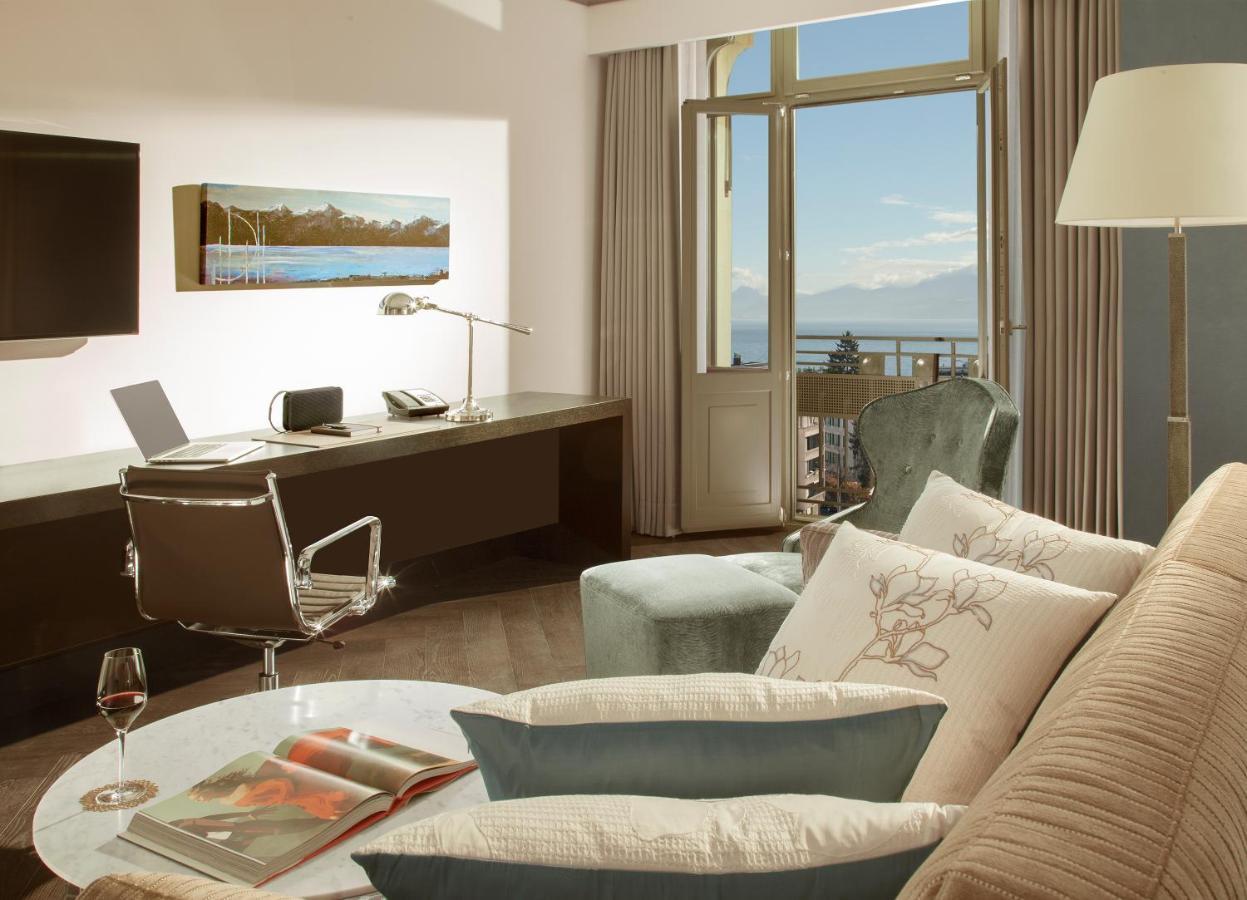 로열 사보이 호텔&스파 로잔 외부 사진 A room at the hotel