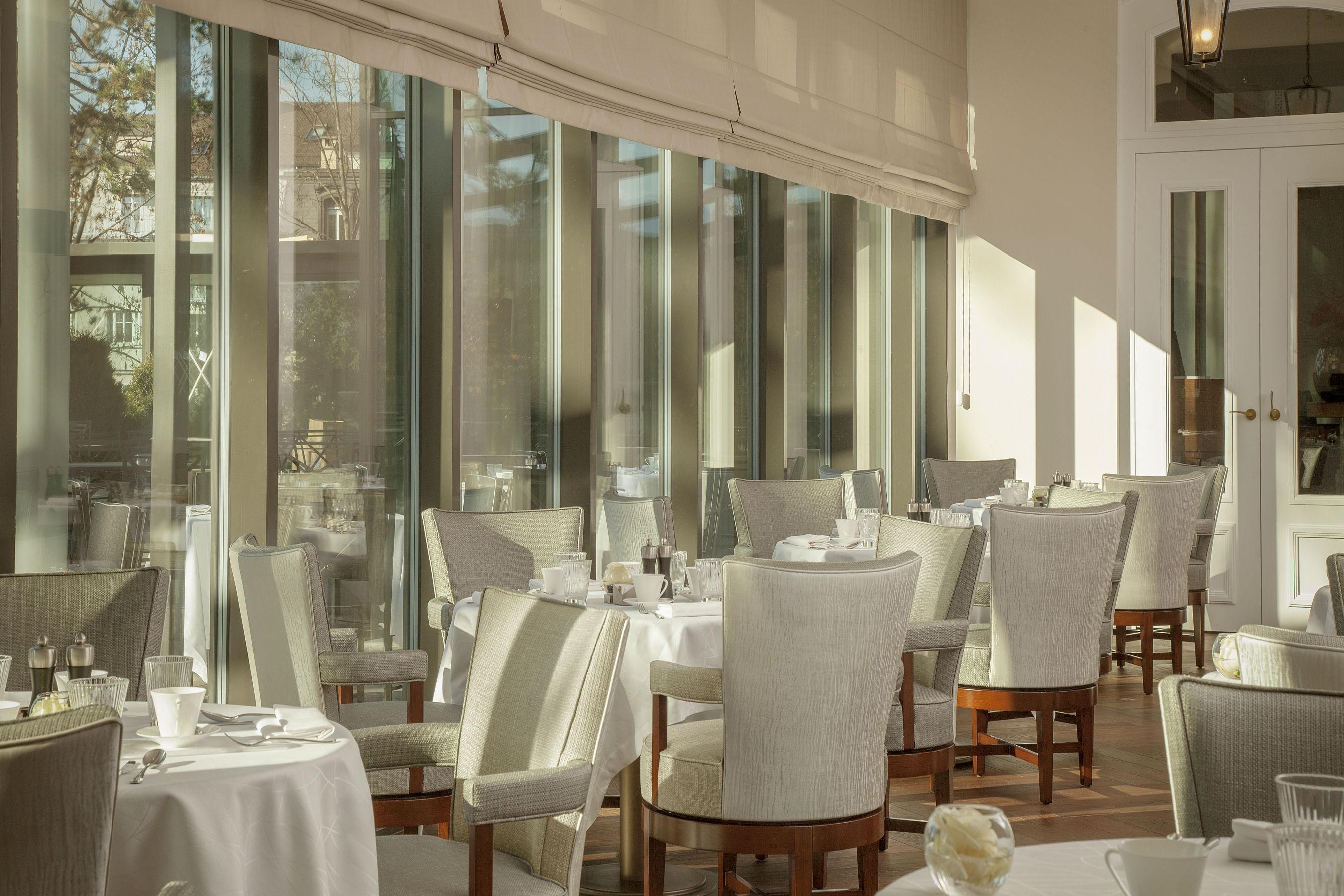 로열 사보이 호텔&스파 로잔 외부 사진 The restaurant